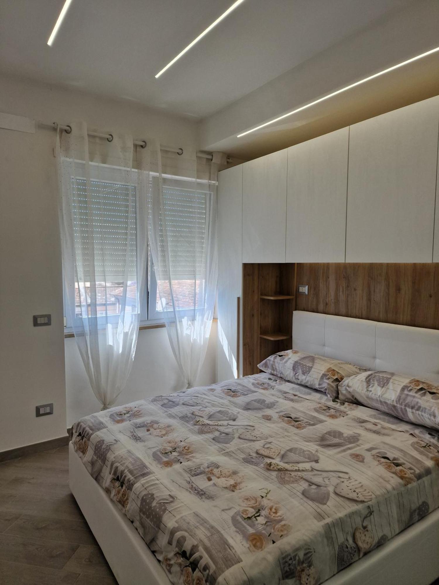 Tower Apartments Terracina Buitenkant foto